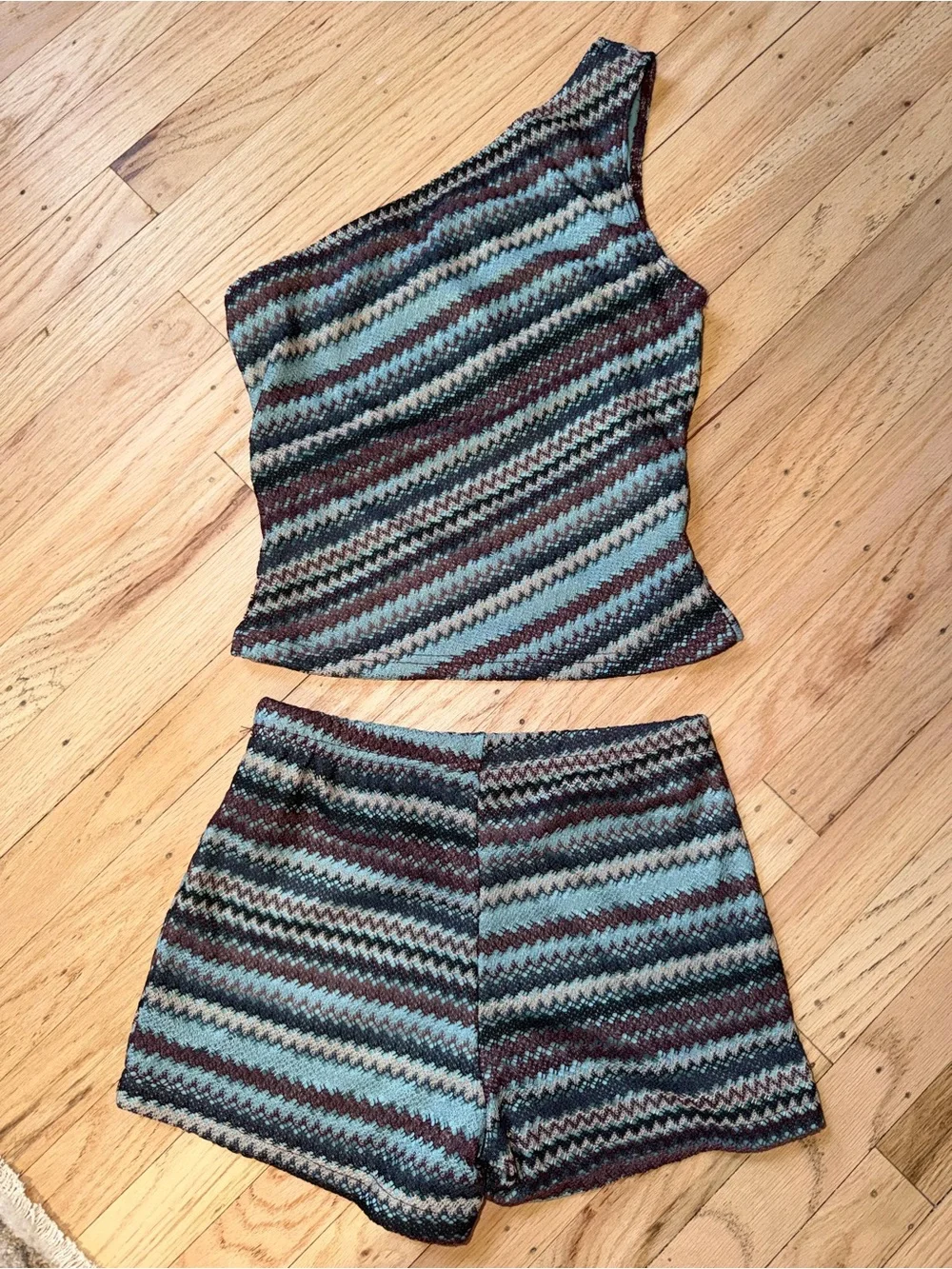 N/A sleeveless one
